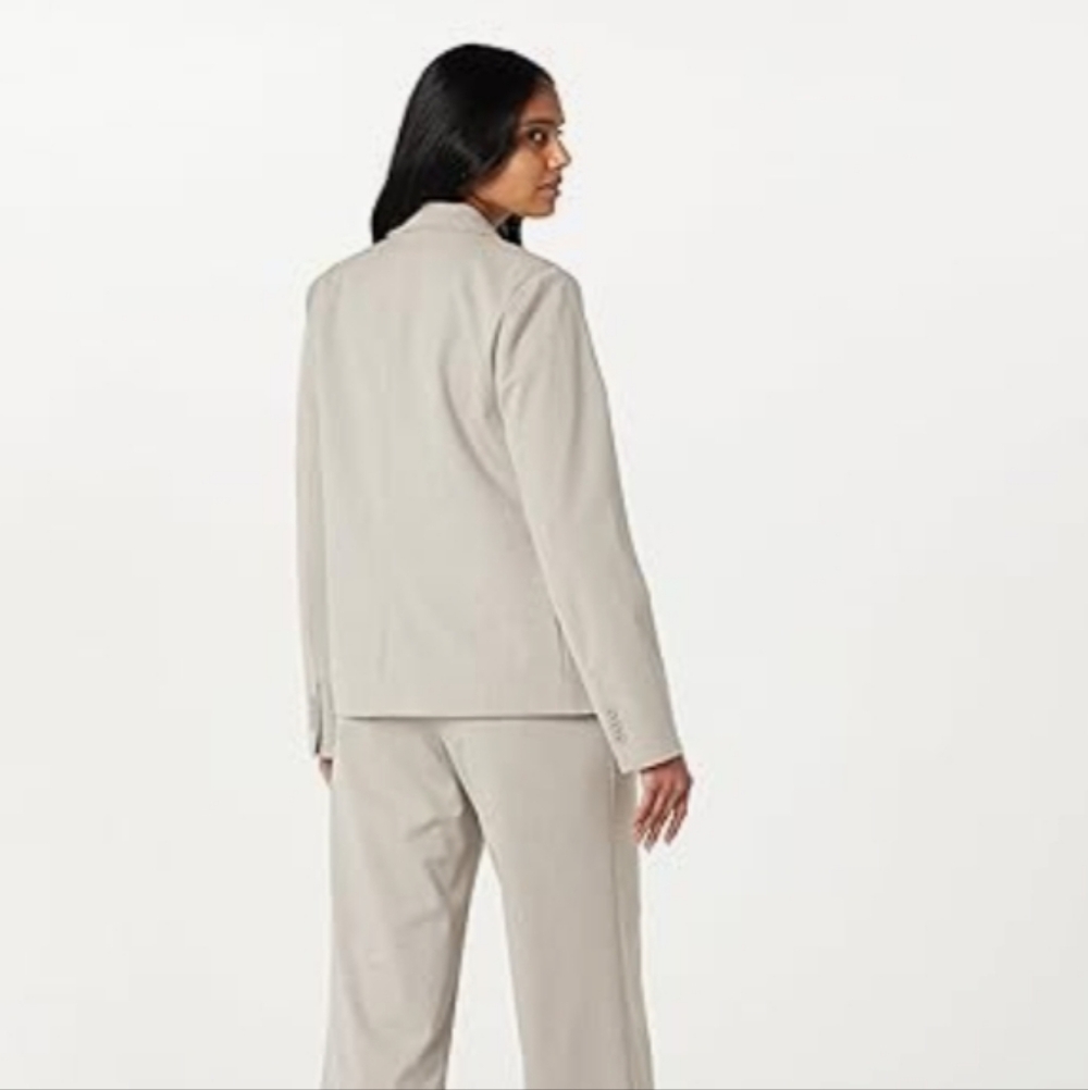 The Drop Heater Cream Liza Relaxed Single-Breasted Blazer Size Large NWT - Picture 2 of 10